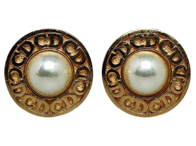 Dior Pendientes de clip con perlas artificiales de CD Dorado  ref.1310643