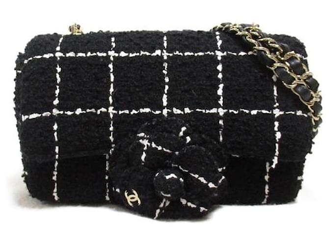 Chanel Tweed-Umhängetasche mit Kamelie-Muster Schwarz  ref.1310650