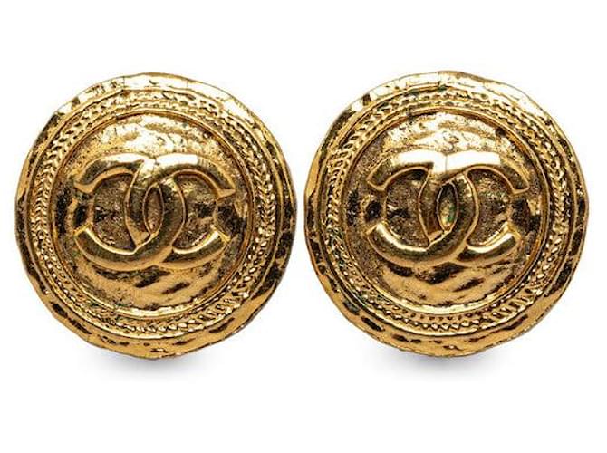 Chanel CC Clip On Earrings Golden  ref.1311243
