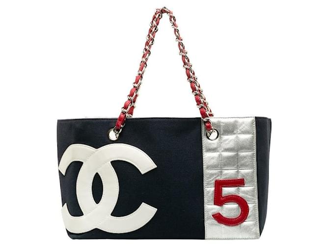 Chanel Nr5 Folie gesteppte Einkaufstasche Schwarz Leinwand  ref.1311282