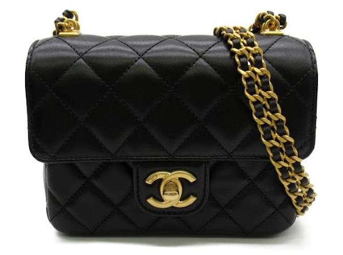 Chanel Mini bolsa quadrada clássica com aba única Preto Pele de cordeiro  ref.1311982