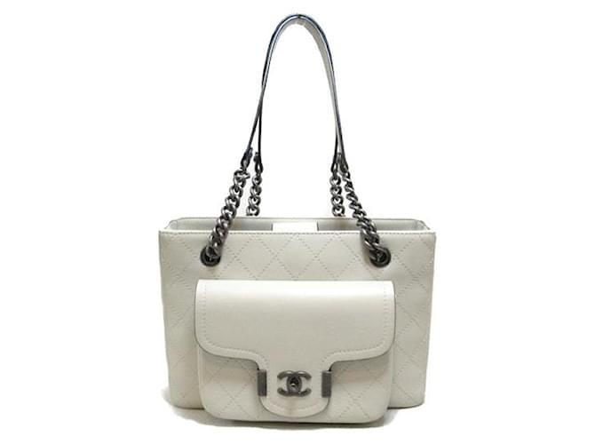 Chanel CC Quilted Leather Archi Chic Tote White Pony-style calfskin  ref.1312794