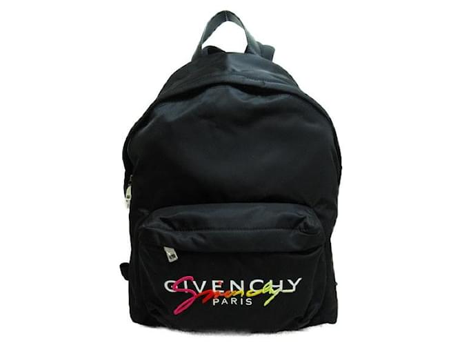 Givenchy Sac à dos à logo en nylon Noir  ref.1312806