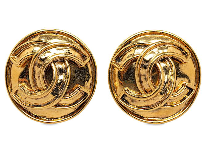 Gold Chanel CC Clip On Earrings Golden Gold-plated  ref.1313299