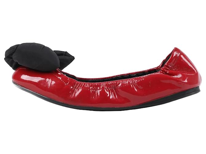 Prada Red Patent Leather Black Bow Scrunch Ballet Flats Size 36.5  ref.1313462