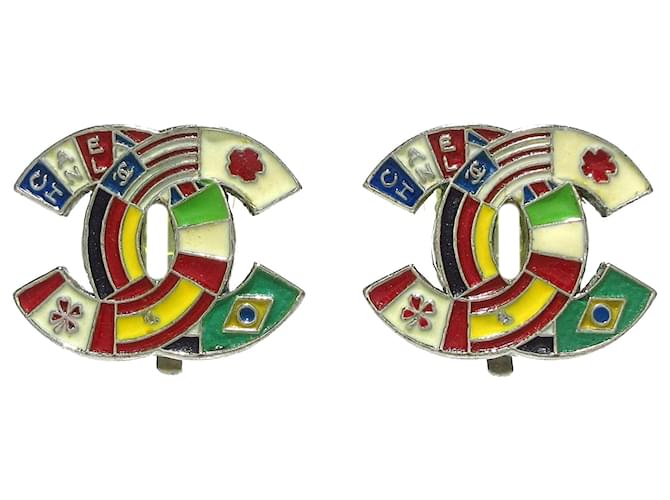 Clipe de bandeiras internacionais de prata Chanel em brincos Metal  ref.1314152