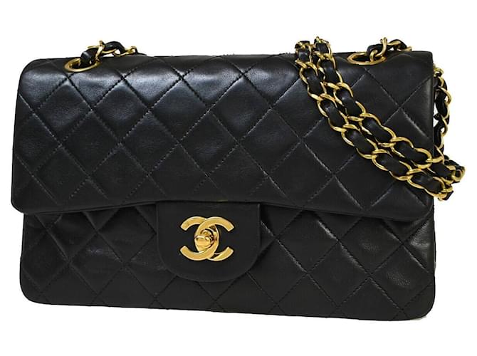 Chanel Matelassé Black Leather  ref.1314908