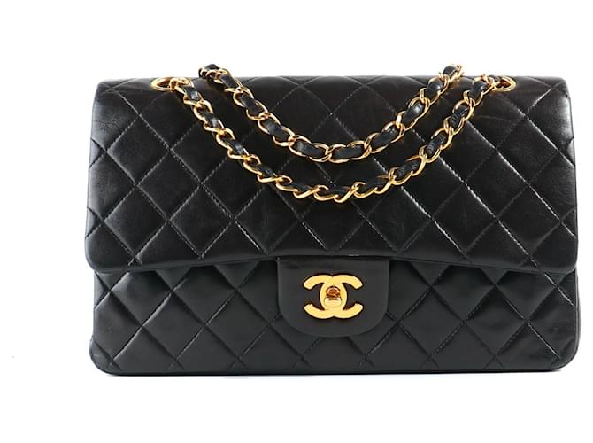 CHANEL  Handbags T.  leather Black  ref.1315040