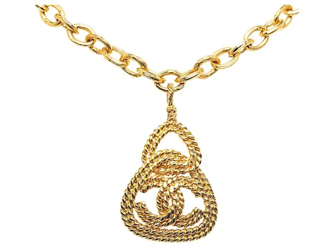 Chanel Gold CC Anhänger Halskette Golden Metall Vergoldet  ref.1315207