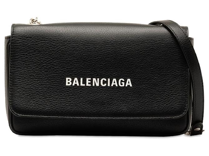 Balenciaga Leder-Umhängetasche „Everyday“ mit Kette 537387  ref.1315309