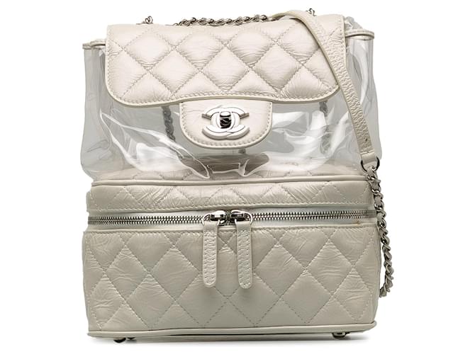 CHANEL Backpacks Pearl Bag White Leather  ref.1315981
