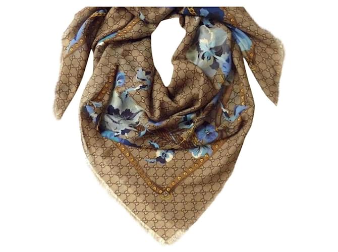 Écharpe foulard Gucci GG Supreme imprimé fleur Laine Marron Bleu  ref.1316391