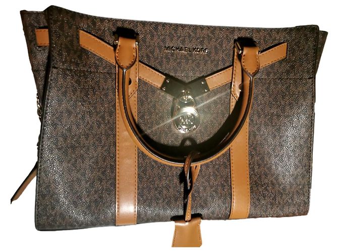 Michael Kors Hamilton Handtasche aus Leder Braun