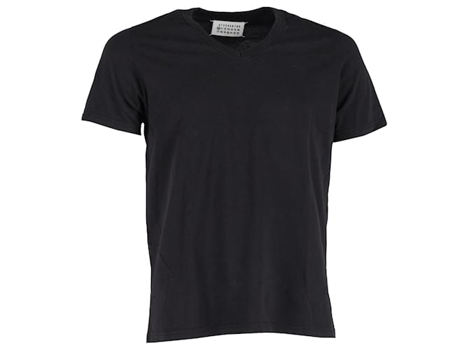 Maison Martin Margiela Camiseta con cuello en V Maison Margiela de algodón negro  ref.1316502