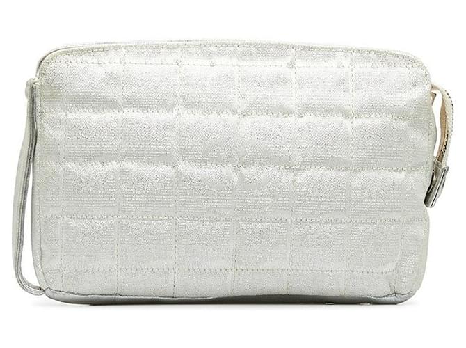 Vanity Chanel Nova bolsa de vaidade da linha de viagem Branco Nylon  ref.1317128
