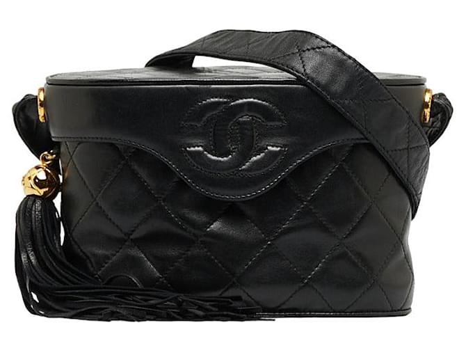 Vanity Chanel CC-Umhängetasche aus gestepptem Leder mit Quasten Schwarz Kalbähnliches Kalb  ref.1317576