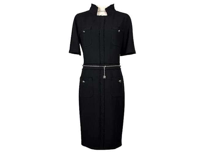 Chanel Vestido de tweed preto com cinto de pérolas e joias.  ref.1317786