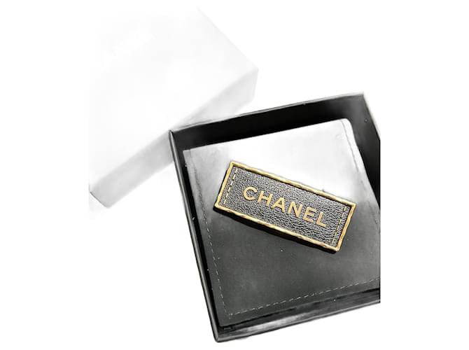 CHANEL  Pins & brooches T.  metal Golden  ref.1317851