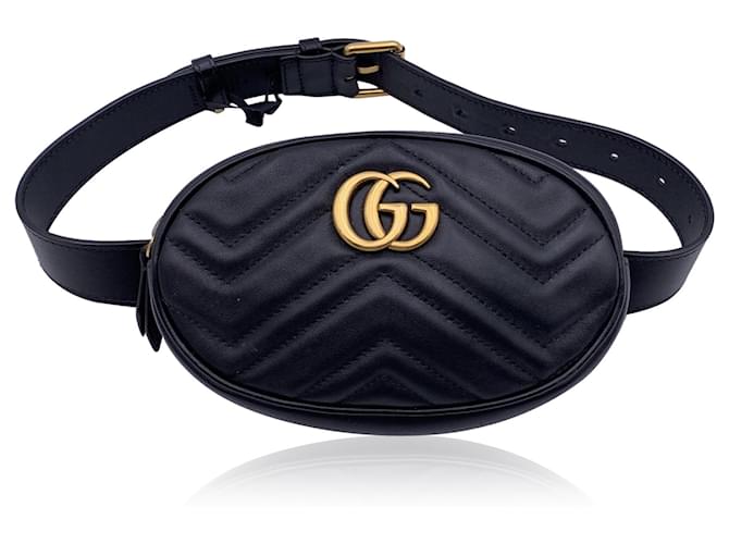 Gucci Tamanho da bolsa de cintura com cinto Marmont GG acolchoado de couro preto 65/26  ref.1317975