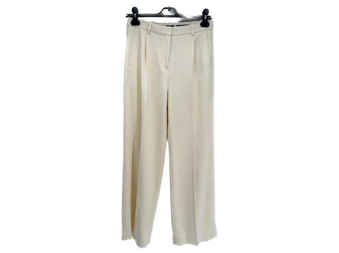 Autre Marque NON SIGNE / UNSIGNED  Trousers T.US 2 polyester White  ref.1318077