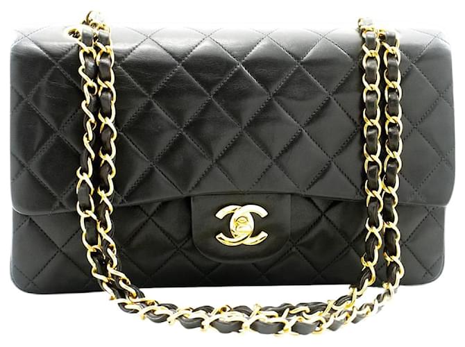Chanel BLACK VINTAGE 1996-97 Medium Classic lined Flap Bag Leather  ref.1318117