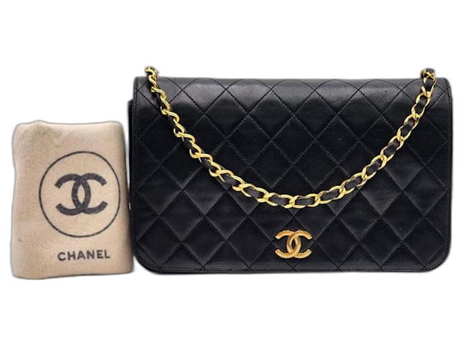 Wallet On Chain Chanel zeitlose klassische Einzelfach-Geldbörse mit Kette Schwarz Leder  ref.1318235