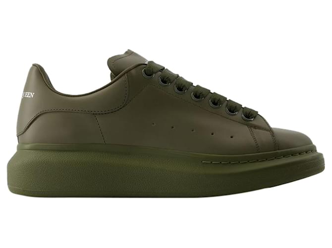 Übergroße Sneakers – Alexander McQueen – Leder – Khaki Grün Kalbähnliches Kalb  ref.1318658