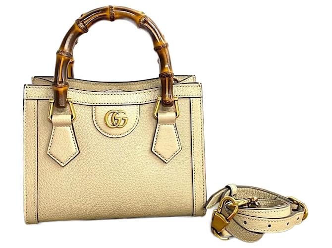 Gucci Mini-Tragetasche „Diana“ aus Bambus Leder  ref.1318681