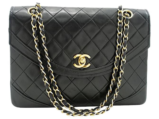 Chanel Black Half Moon vintage 1986 Chain Shoulder Bag Leather  ref.1318801