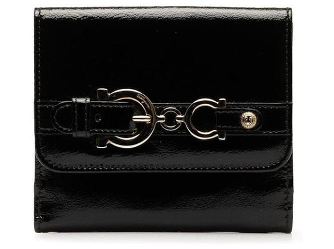 Salvatore Ferragamo Gancini Patent Leather Bifold Wallet  ref.1319814