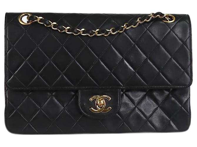 Chanel Black vintage 1986 medium Classic Double Flap bag Leather  ref.1319821