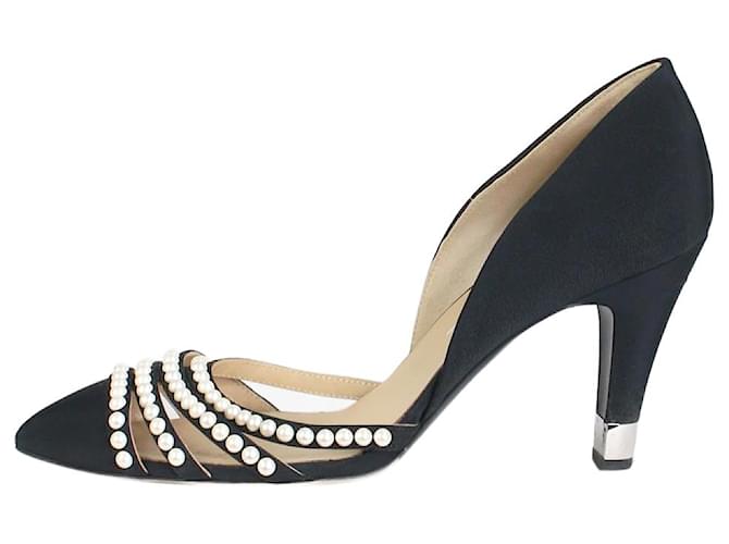 Chanel Escarpins ornés de perles noires - taille EU 38.5  ref.1319840