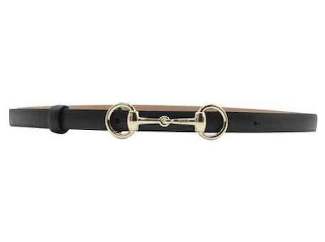 Gucci Cintura sottile con fibbia a punta di cavallo Nero Pelle  ref.1319922