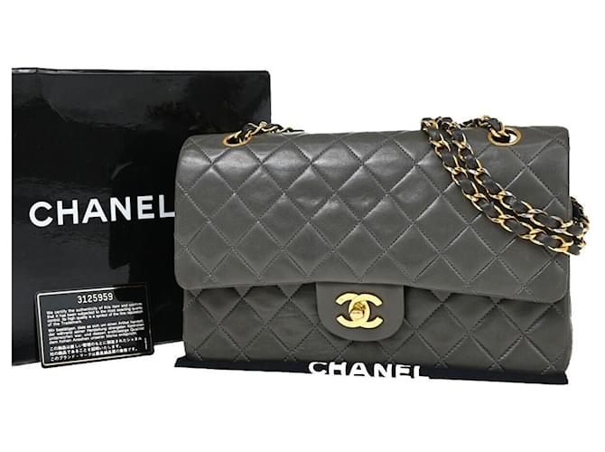 Chanel Timeless Grau Leder  ref.1319990