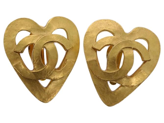 CHANEL heart Earring Gold Tone CC Auth 60077A Metal  ref.1320256