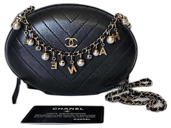 Chanel bag Black Leather  ref.1320988