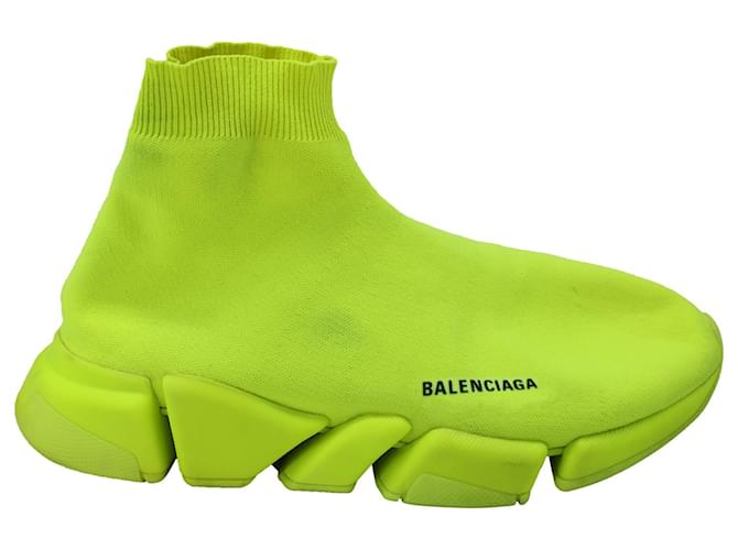 Balenciaga-Geschwindigkeit 2.0 Sneakers in fluoreszierendem gelbem Polyamid  Nylon  ref.1321187