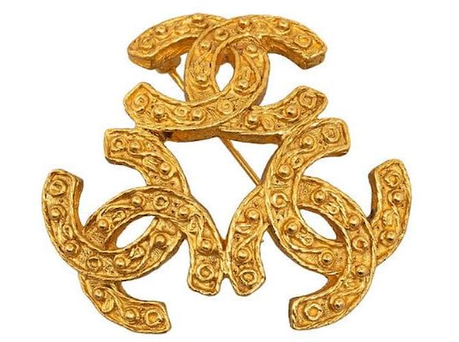 Chanel Broche com logotipo triplo CC Metal  ref.1321621