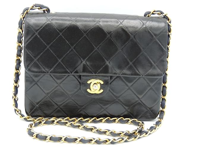 CHANEL adorable MINI TIMELESS Vintage Black and Gold Leather  ref.1321697