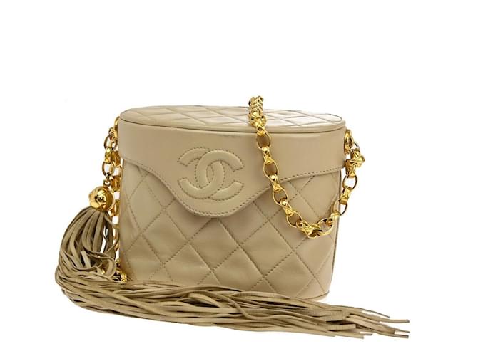 Timeless Chanel Matelassé Bege Couro  ref.1321793