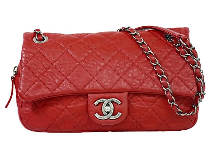 Classique Chanel Timeless Cuir Rouge  ref.1321852