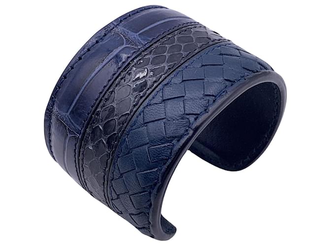 Bottega Veneta Blue Leather Woven Wide Bracelet Cuff Size S  ref.1323337