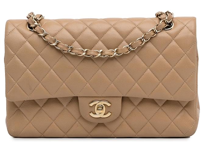 Chanel Braune mittelgroße klassische Klappe mit Kaviarfutter Beige Leder  ref.1323659