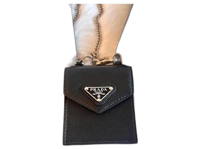 Prada Purses, wallets, cases Black Leather  ref.1323753