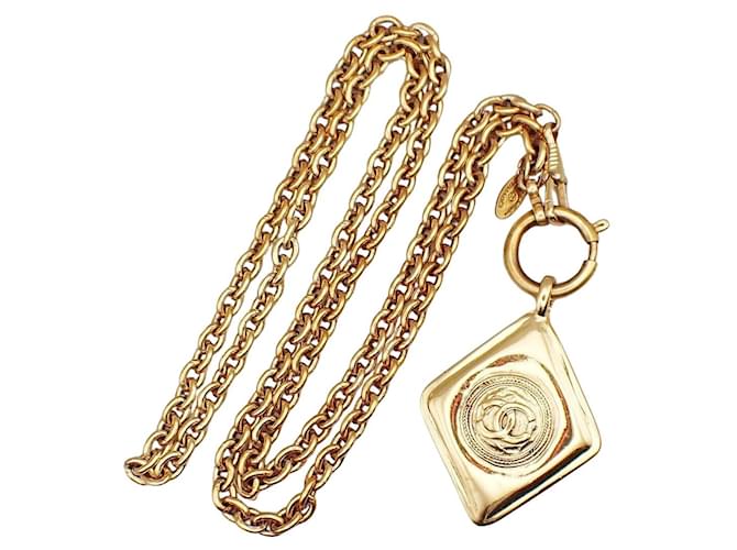 Timeless Chanel COCO Mark Dourado Banhado a ouro  ref.1324131
