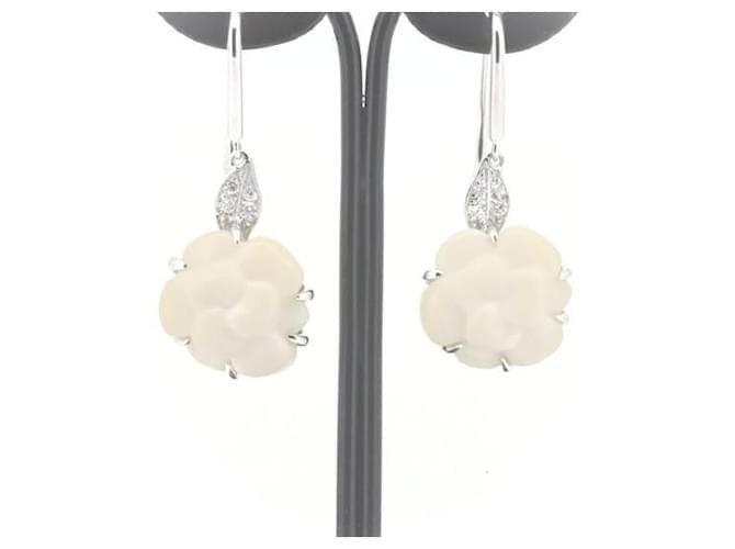 Chanel Camellia Chalcedony Earrings Metal  ref.1324693