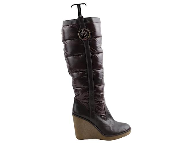 Moncler brown boots Cloth  ref.1325184