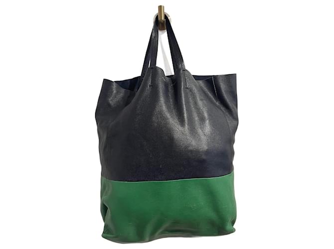 Céline CELINE  Handbags T.  leather Green  ref.1326347