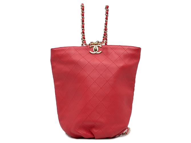 CHANEL BackpacksLeather Red  ref.1326397