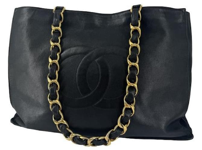 Chanel Grand shopping Black Leather  ref.1327401